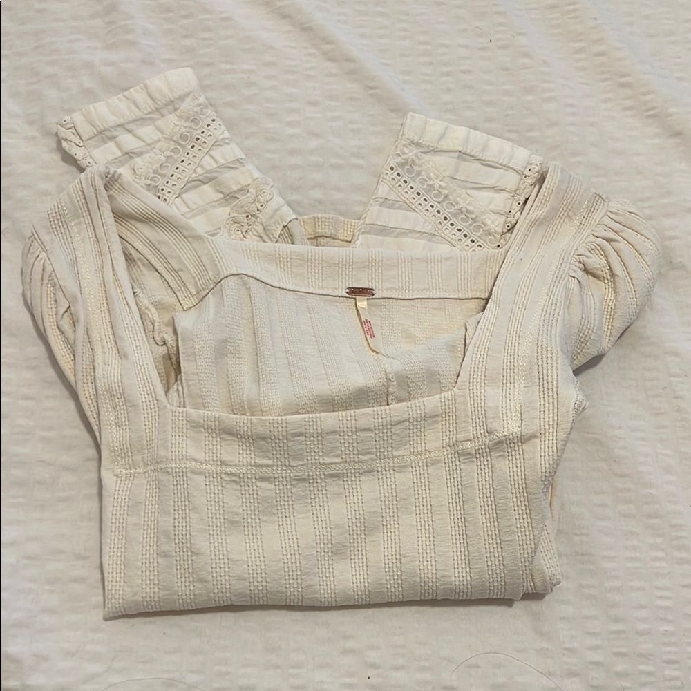 NWOT FREE PEOPLE COULD INLOVE YOU MORE TOP